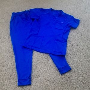 FIT Scrubs